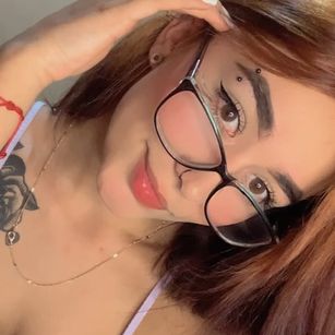 Model - Lexxiee Haze feet