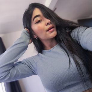 Model - Lexxiee Haze feet