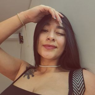 Model - Lexxiee Haze cum