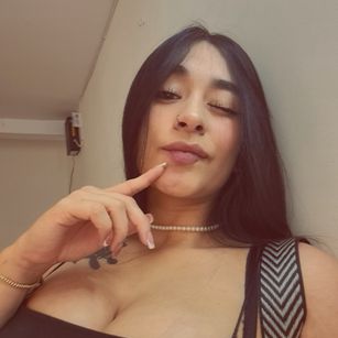 Model - Lexxiee Haze bigtits