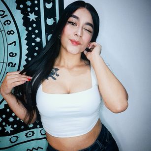 Model - Lexxiee Haze young