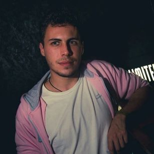 Model - GONZALO fetiches