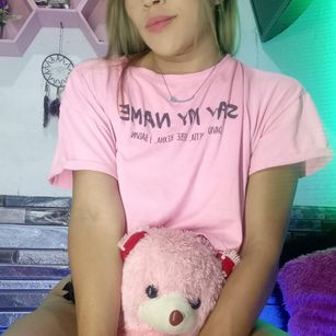 Model - Lana_lee amigos