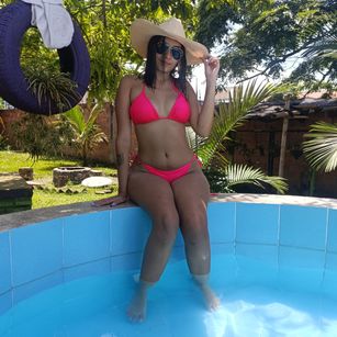 Model - MiaHarrys deepthroat