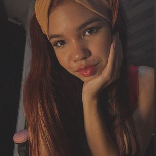 Model - Saraontheblock dildo