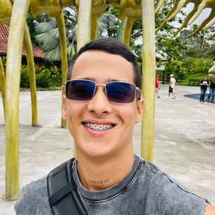 Model - MarcusandTatti swingers