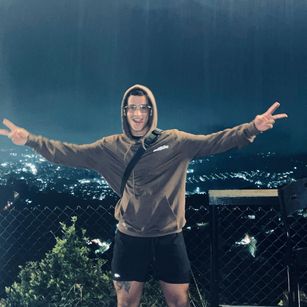 Model - MarcusandTatti shaved