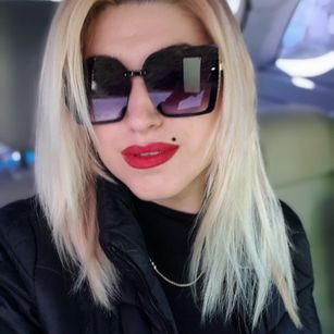 Model - ElizabethRaegan toys