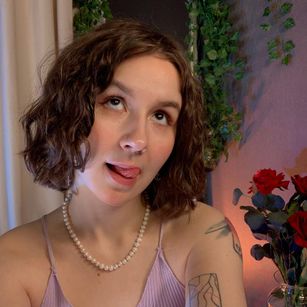 Model - Frances young