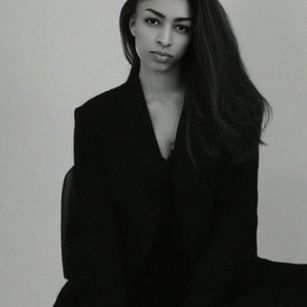 Model - BLACK_MOON_TS Trans