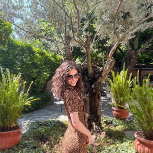 Model - Lilith intimacy