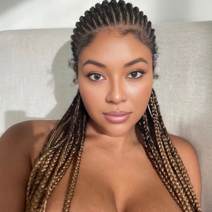 Model - TillyBinx Sexy