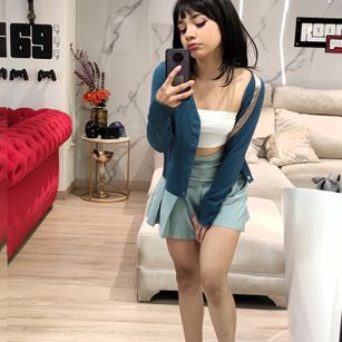 Model - Bella Sky CBT