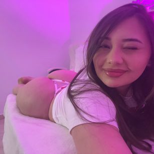 Model - Elisacolevanss bigass