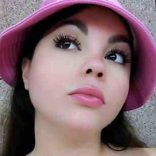 Model - PinkyyDreamm GIRLFIREND