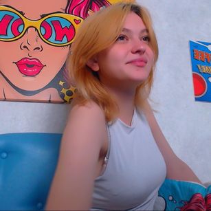 Model - LucyGoldi sph