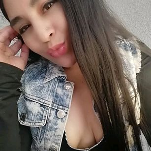 Model - chloe deepthroat