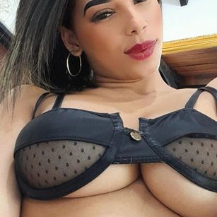 Model - TiaraRosse anal