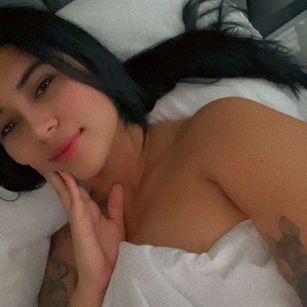 Model - Salome Storil joi