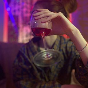 Model - Dalia_peach legs