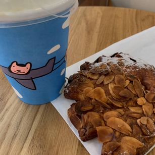 Model - Dalia_peach heels