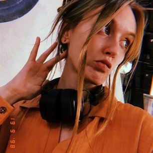 Model - Dalia_peach cute