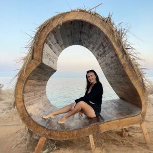 Model - LunaMagicGlance beautiful