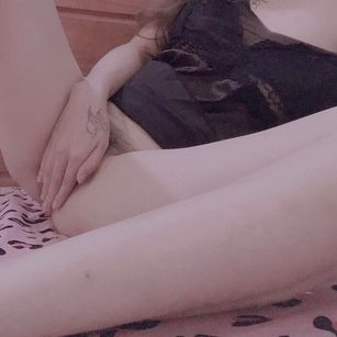 Model - Laibra naked