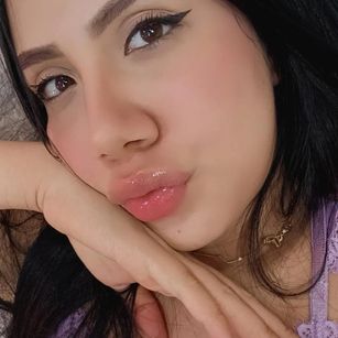 Model - Lina Coopers CEI