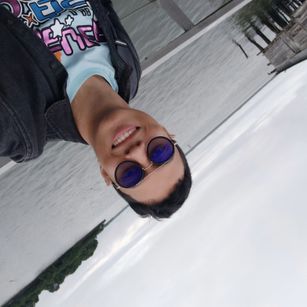 Model - Jossie Steban Pizo masturbation