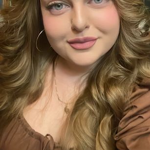 Model - AmeliyaXq fetish