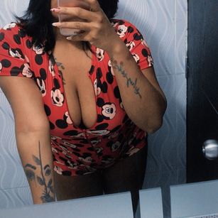 Model - SweetVioletta Latina