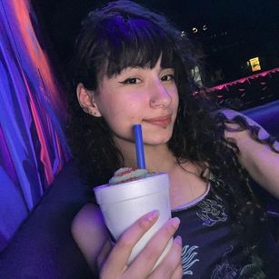 Model - Alynn_Bri naughty