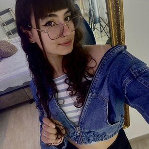 Model - Alynn_Bri smalltits