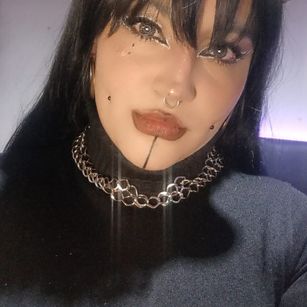 Model - bonnie clarck BLOWJOB