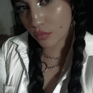 Model - bonnie clarck PIES