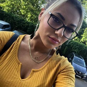 Model - FoxySerena bigass