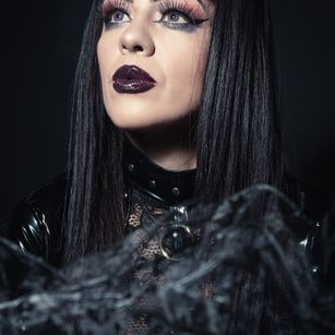 Model - LilithMauren roleplay