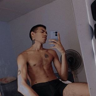 Model - Mikael Bigdick