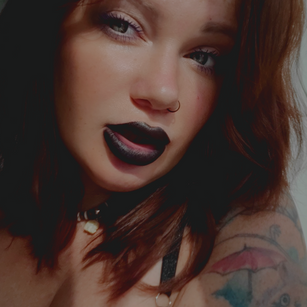 Model - EllieOz mature