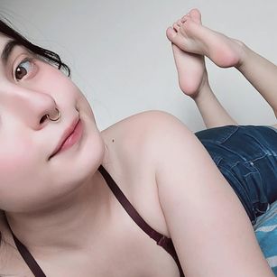 Model - Elizabeth Taylor bigass