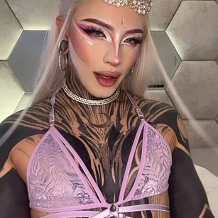 Model - Nyx Volturi leather