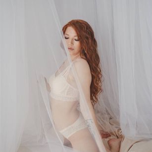 Model - Astarta North anal