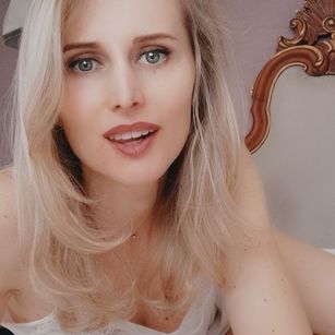 Model - TashaNiksy dominatrix