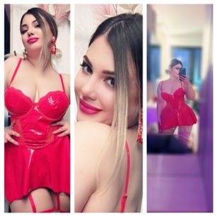 Model - SaraKhann dirty