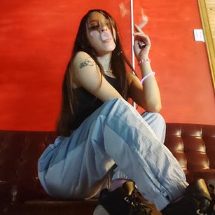 Model - Camila Marti Fisting