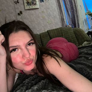 Model - lllexxxyy online