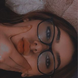 Model - Mia Jacson squirt