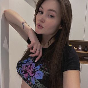 Model - Melissa Keller strip