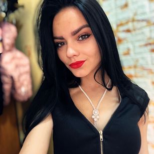 Model - LilaSweetie roleplay